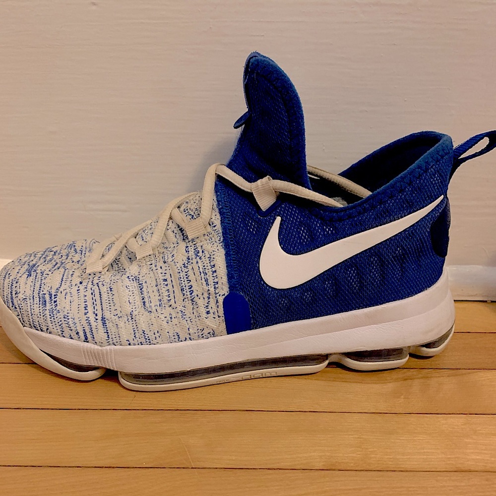 KD 9 “Royal Blue” USED Size 7y